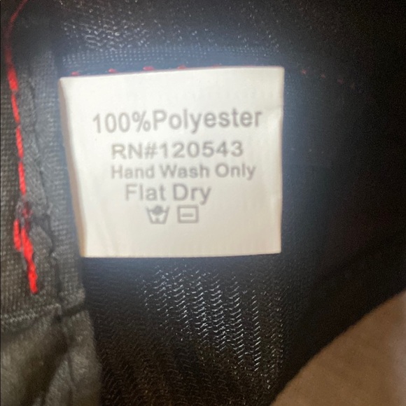 Embroidered Red Floral Cap - Picture 5 of 6